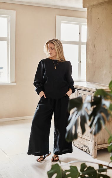 Culottes linen pants black