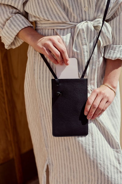 Selja Black Leather Crossbody Phone Bag
